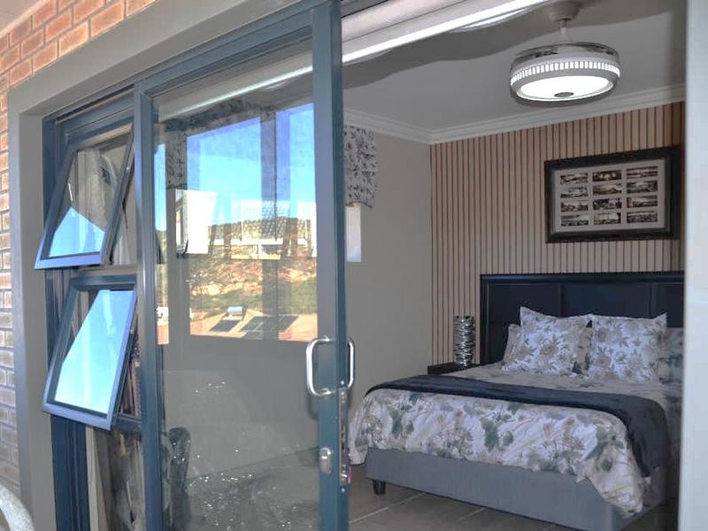 5 Bedroom Property for Sale in Island View Western Cape